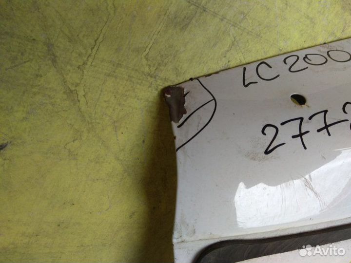 Крышка (дверь) багажника Toyota Land Cruiser 200