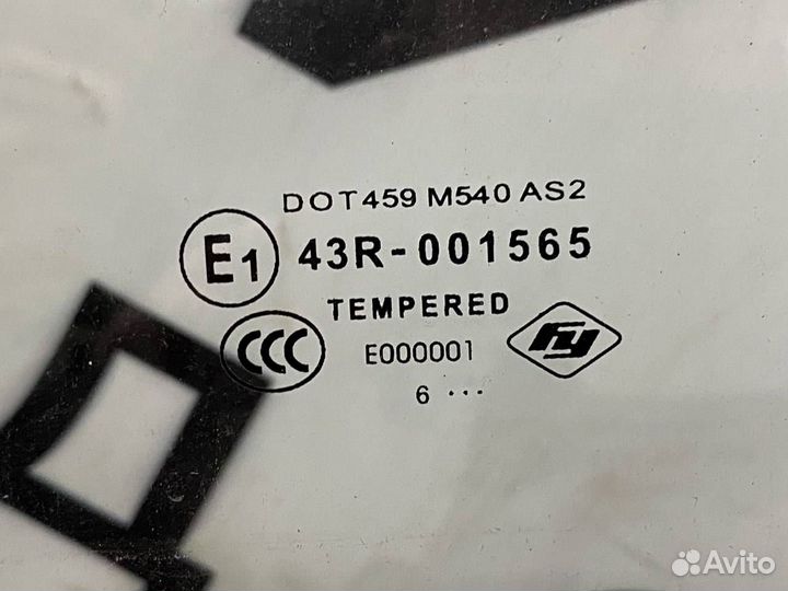 Стекло двери правой Volvo FL FE 43R-001565