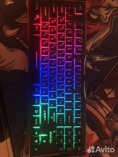 Игровая клавиатура с подсветкой