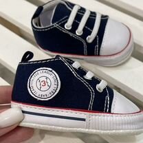 Детские пинетки для новорожденных кроссовками