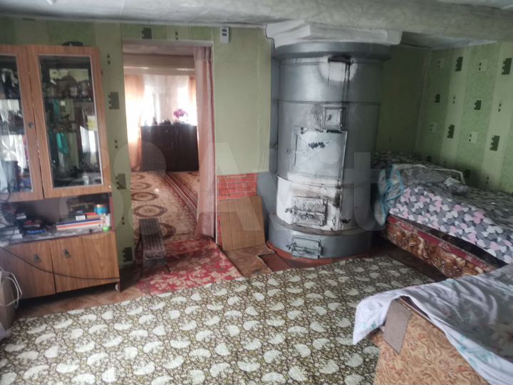 Дом 56 м² на участке 9 сот.