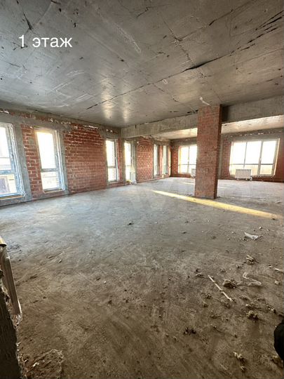 3-к. квартира, 164 м², 2/2 эт.