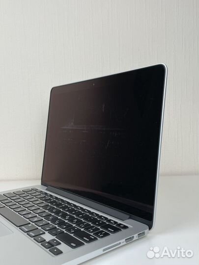 Apple MacBook Pro 13 2015 8/256 АКБ 80%