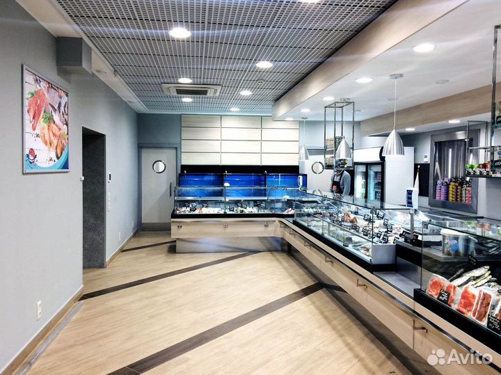 Рыбный магазин с ассортиментом для гурманов
