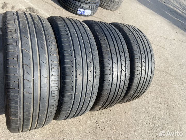 Royal Black Royal Performance 235/55 R19 105V