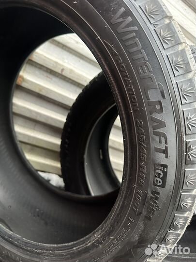 Kumho WinterCraft Ice Wi51 245/45 R18 100T