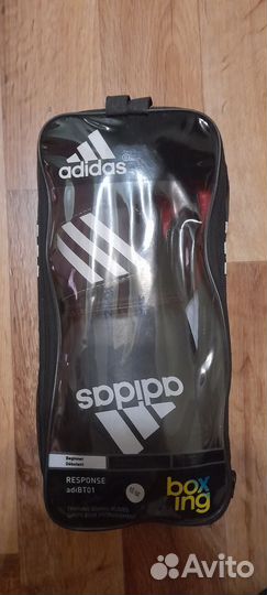 Боксерские перчатки 10 oz adidas