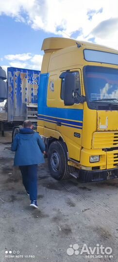 Volvo FH12 с полуприцепом, 1999