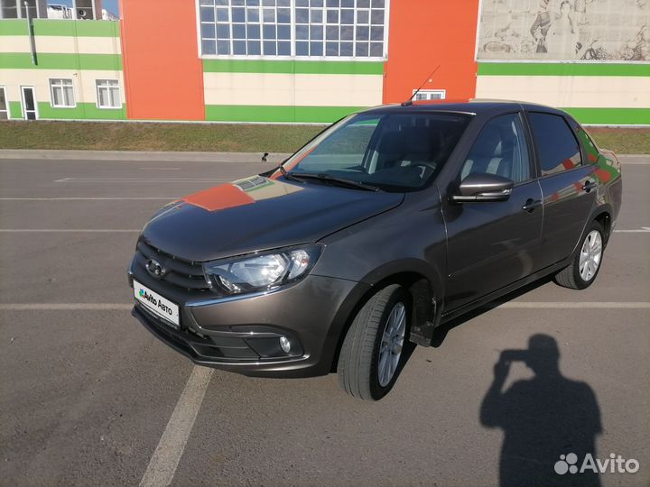 LADA Granta 1.6 МТ, 2021, 48 136 км