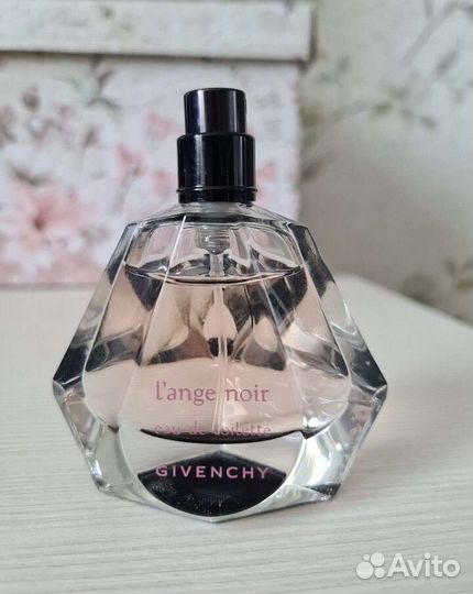 Givenchy Ange ou Demon Оригинал продаю своё
