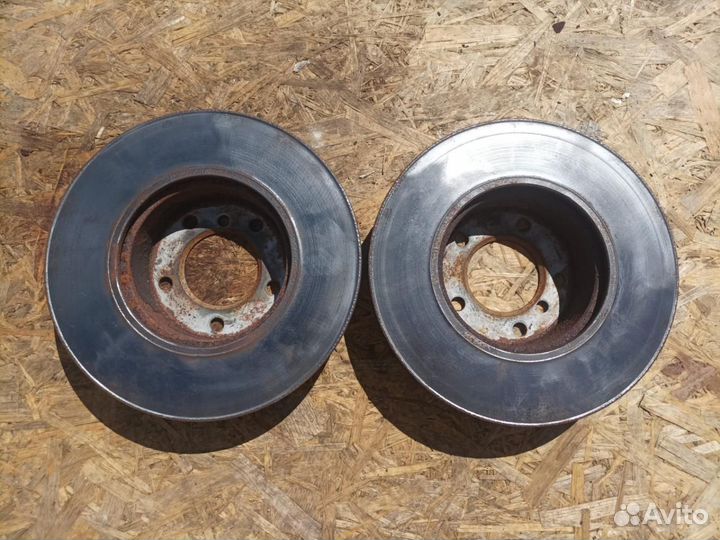 Диск тормозной передний BMW 3 E90/E91/E92/E93 2008