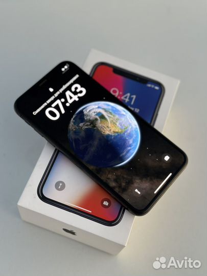 iPhone X, 64 ГБ