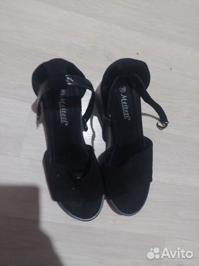 Сандалии женские 39 размер на платформе