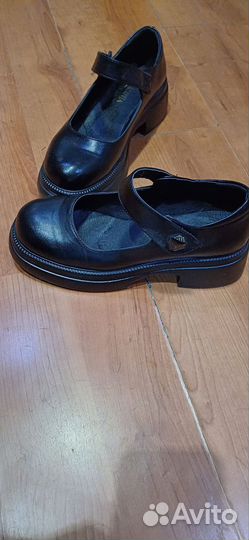 Туфли женские 39 размер