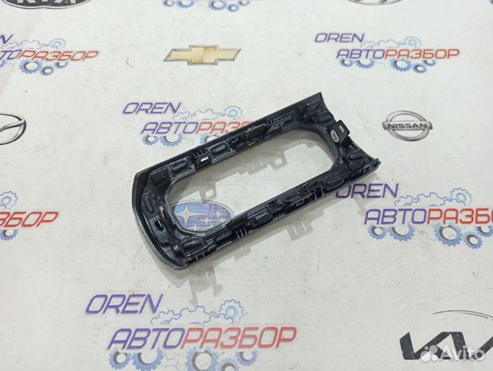 Накладка на торпедо левая Renault Arkana 1.6 H4M