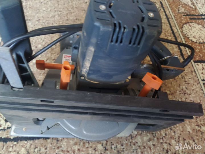 Дисковая пила интерскол