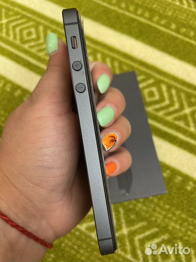 Телефон iPhone 6 16 gb