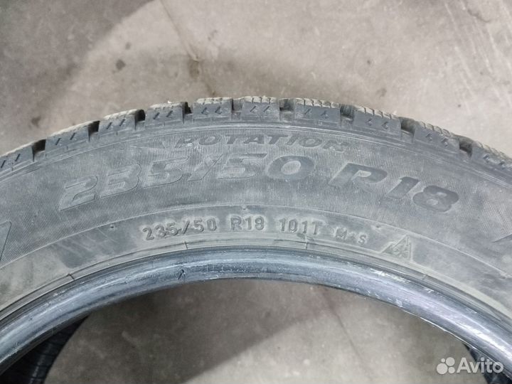 Pirelli Ice Zero 235/50 R18 101T