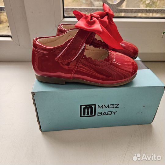 Лаковые туфельки на девочку 22размер