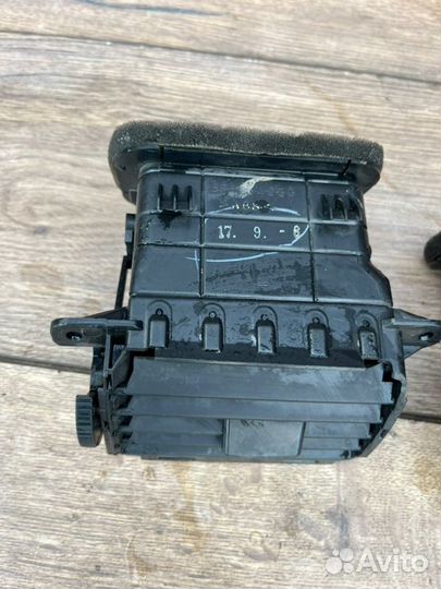 Дефлектор Mazda 3 1.6 2006