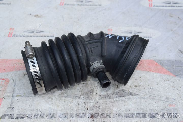 Патрубок воздушного фильтра c Nissan X-Trail NT30