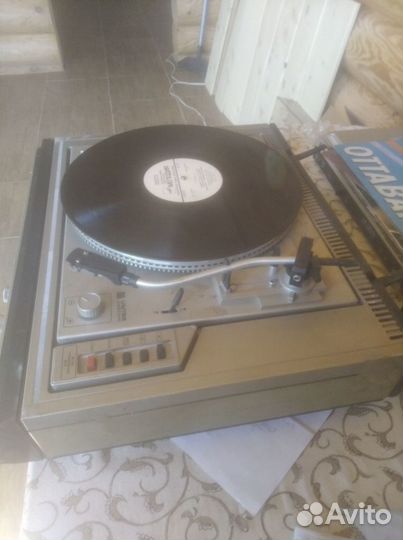 Проигрыватель винила Вега 109 на запчасти