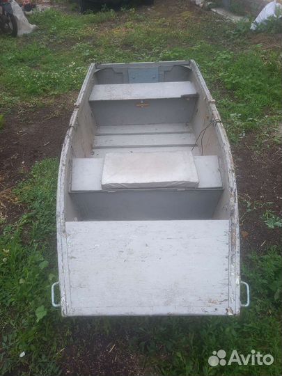 Лодка алюминиевая