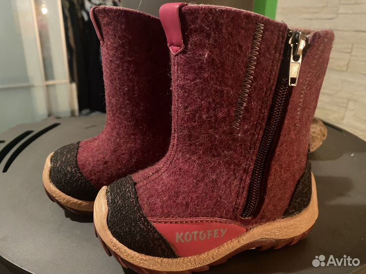 Валенки котофей 23