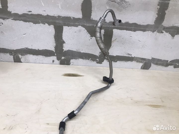 Трубка кондиционера 3C0820743BQ Passat B7