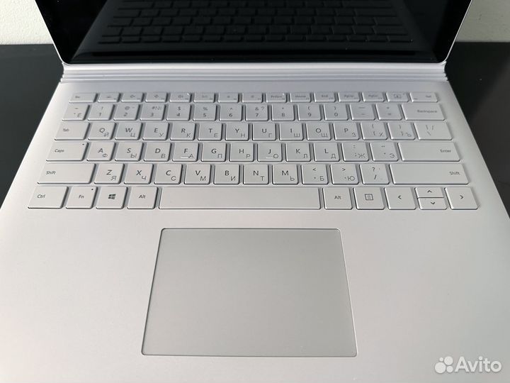 Microsoft Surface Book 3 13.5, i7, 32 гб, SSD 512