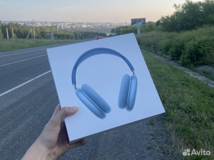 Наушники Apple AirPods Max синие новые