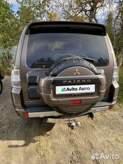 Mitsubishi Pajero 3.2 AT, 2012, 232 000 км