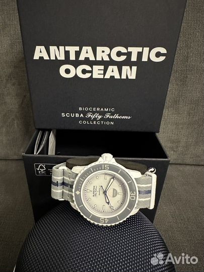 Часы Swatch x Blancpain, Antarctic Ocean