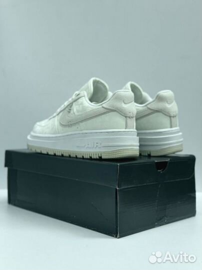 Кроссовки Nike Air Force 1