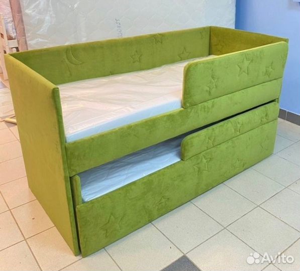 Двухярусная кровать