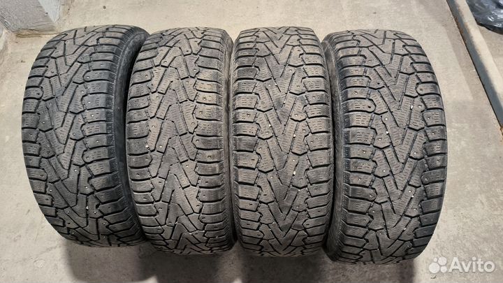 Pirelli Ice Zero 205/55 R16