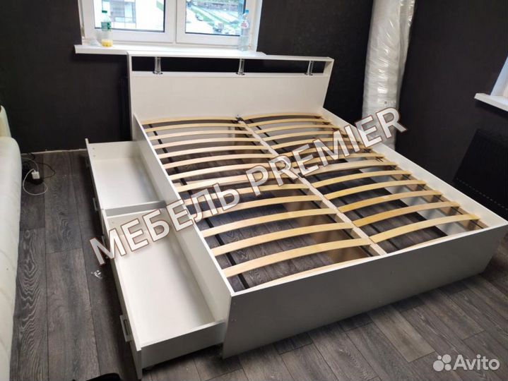 Кровать двухспальная новая