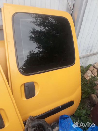 Дверь сдвижная правая renault kangoo