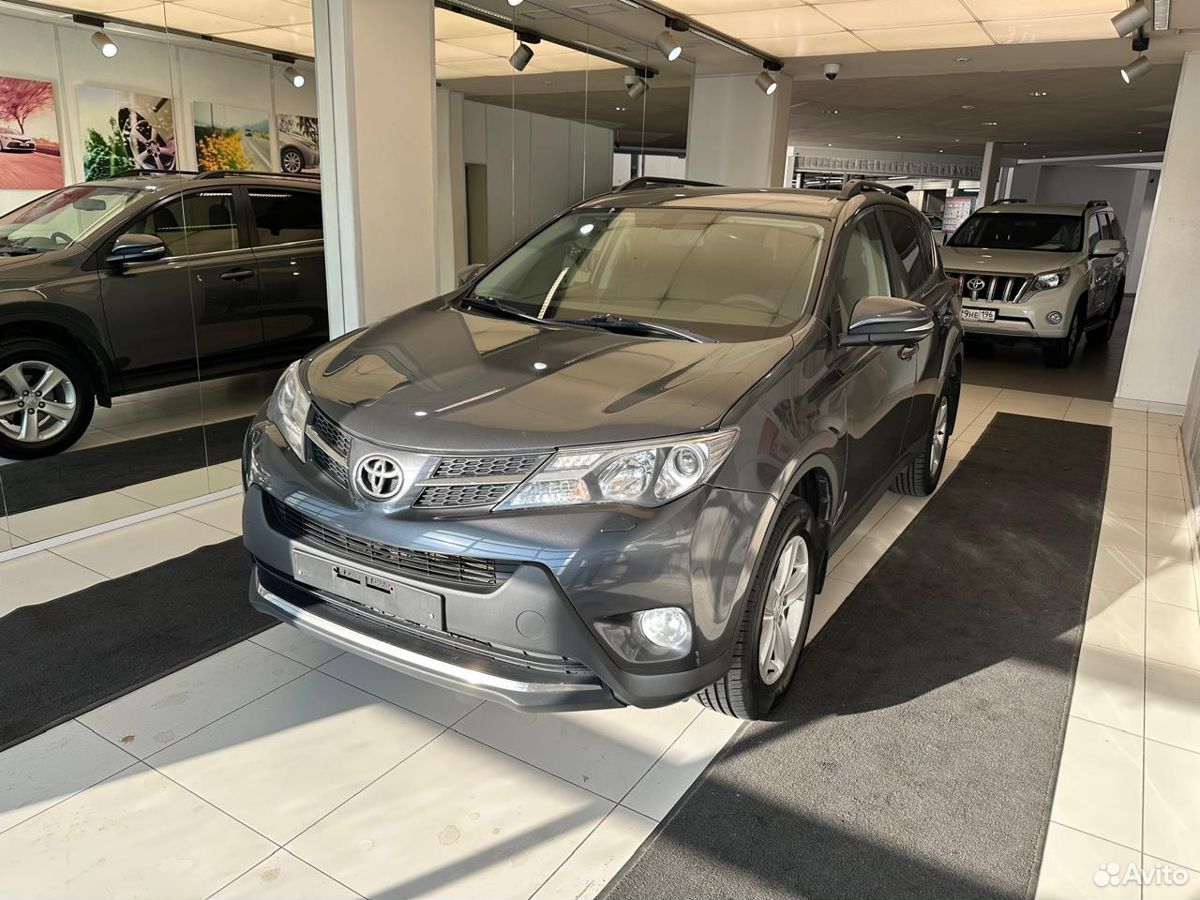 Toyota RAV4 2.0 CVT, 2013, 200 000 км