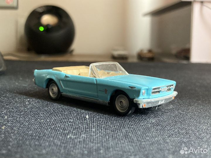 Машинки Hot wheels 1:64