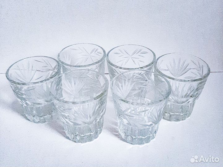Хрустальные рюмки на ножке, стопки, бокалы СССР