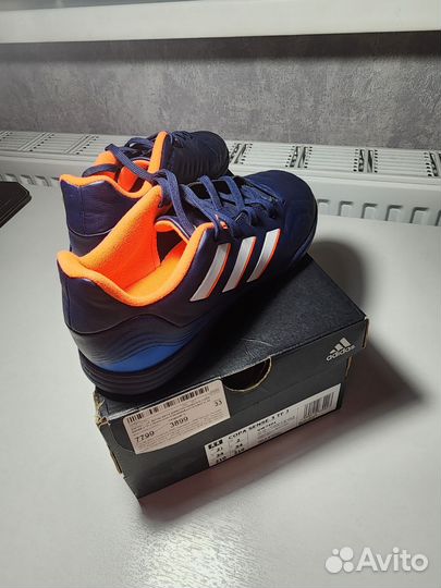 Бутсы сороконожки adidas