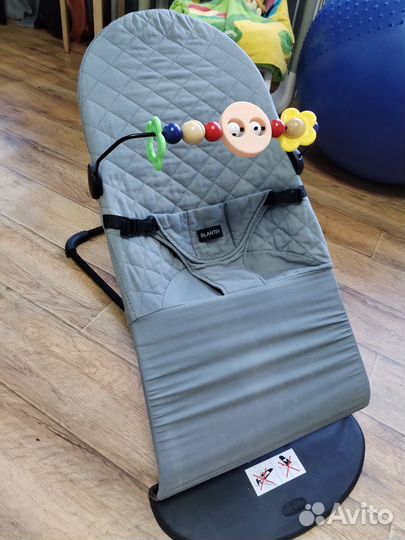 Шезлонг детский