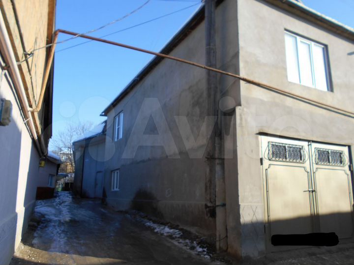 Дом 179,8 м² на участке 5 сот.