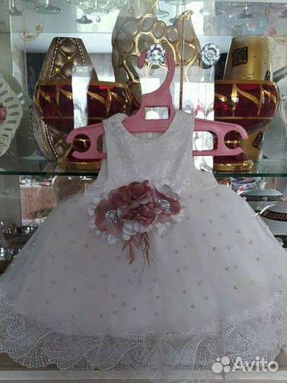 Платье на выписку