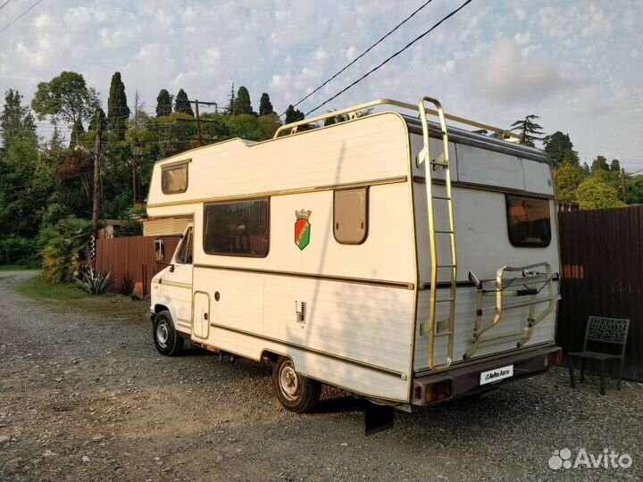 Peugeot J5, 1987