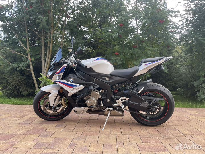 BMW S1000R