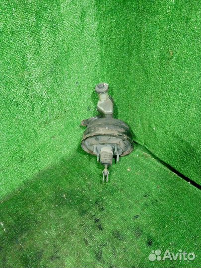 Усилитель тормозов вакуумный Mazda 626