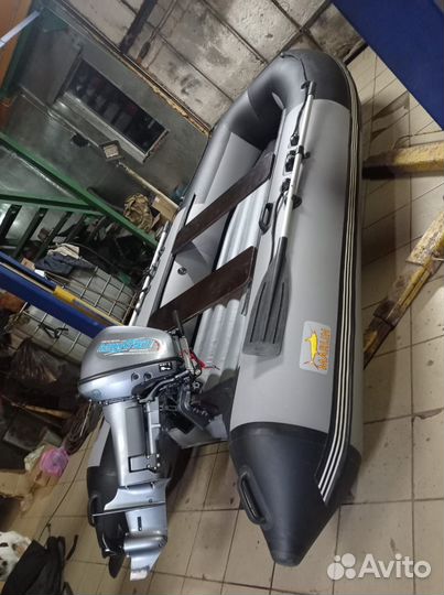 Продам лодку с мотором