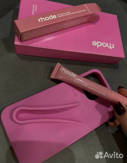 Чехол и блеск Rhode